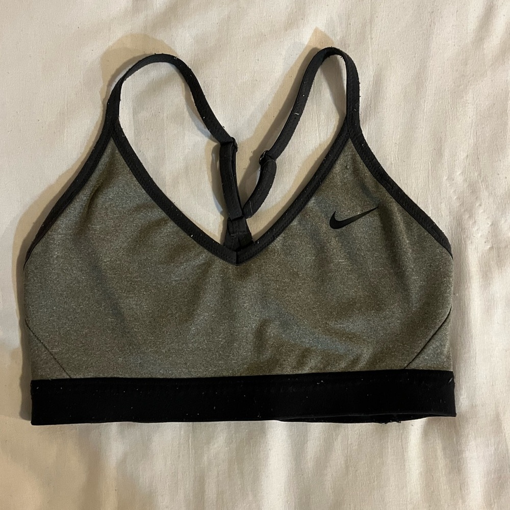 Nike Gre Sports Bra